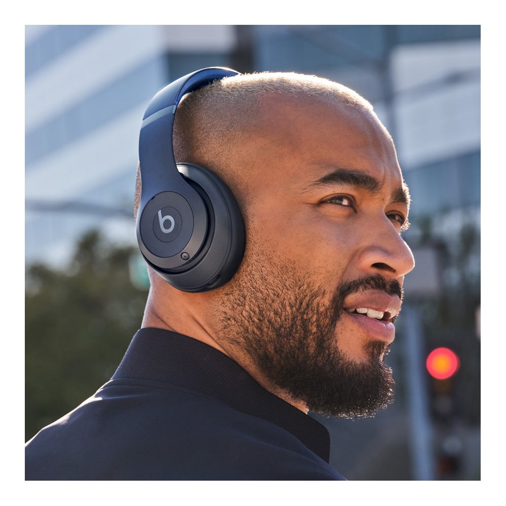 Beats Studio Pro