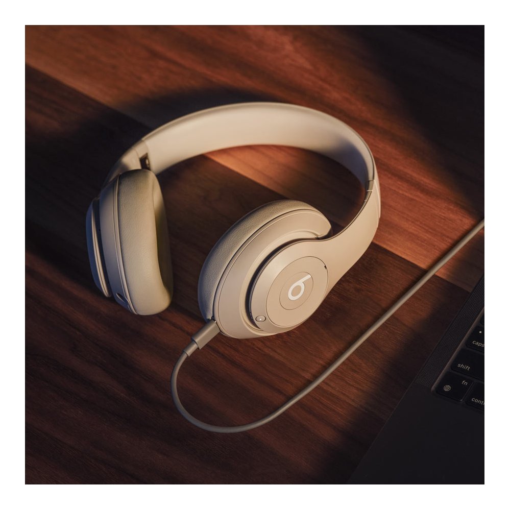 Beats Studio Pro
